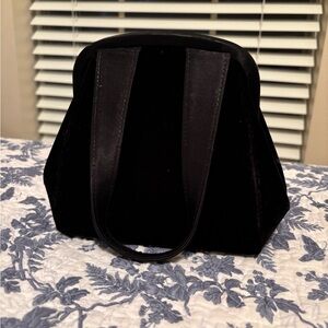Vintage Valerie Stevens 90’s Elegant Black Velvet Women's Handbag